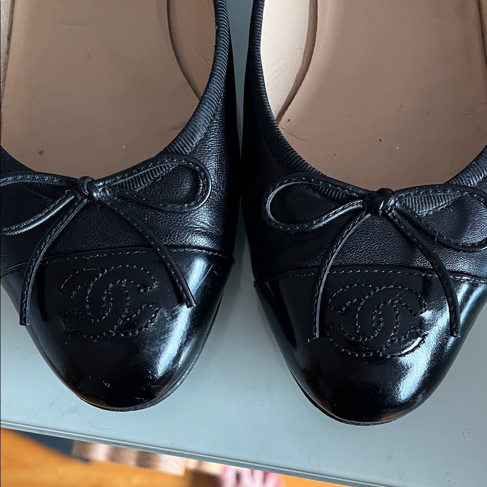 CHANEL Black Leather Loafers with Bow Detail - Picture 8 of 10